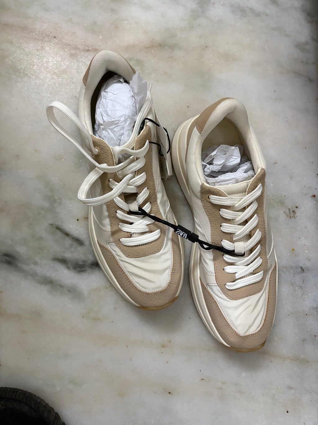 zara sneakers