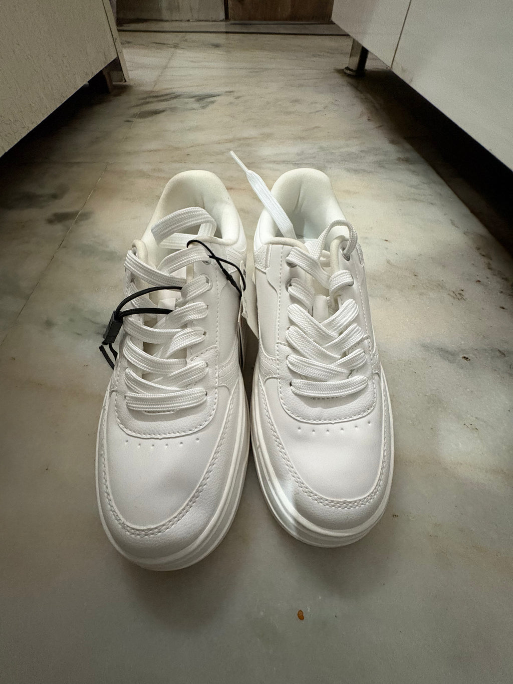 zara sneakers